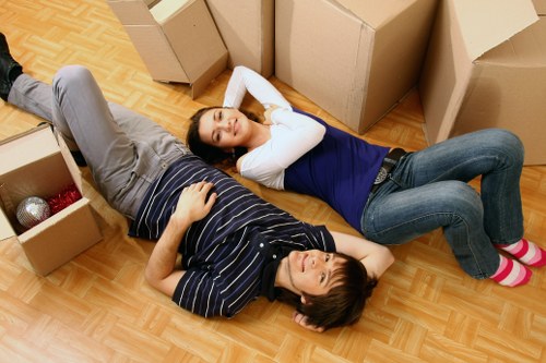 Packing boxes and furniture for small removals in South Wimbledon